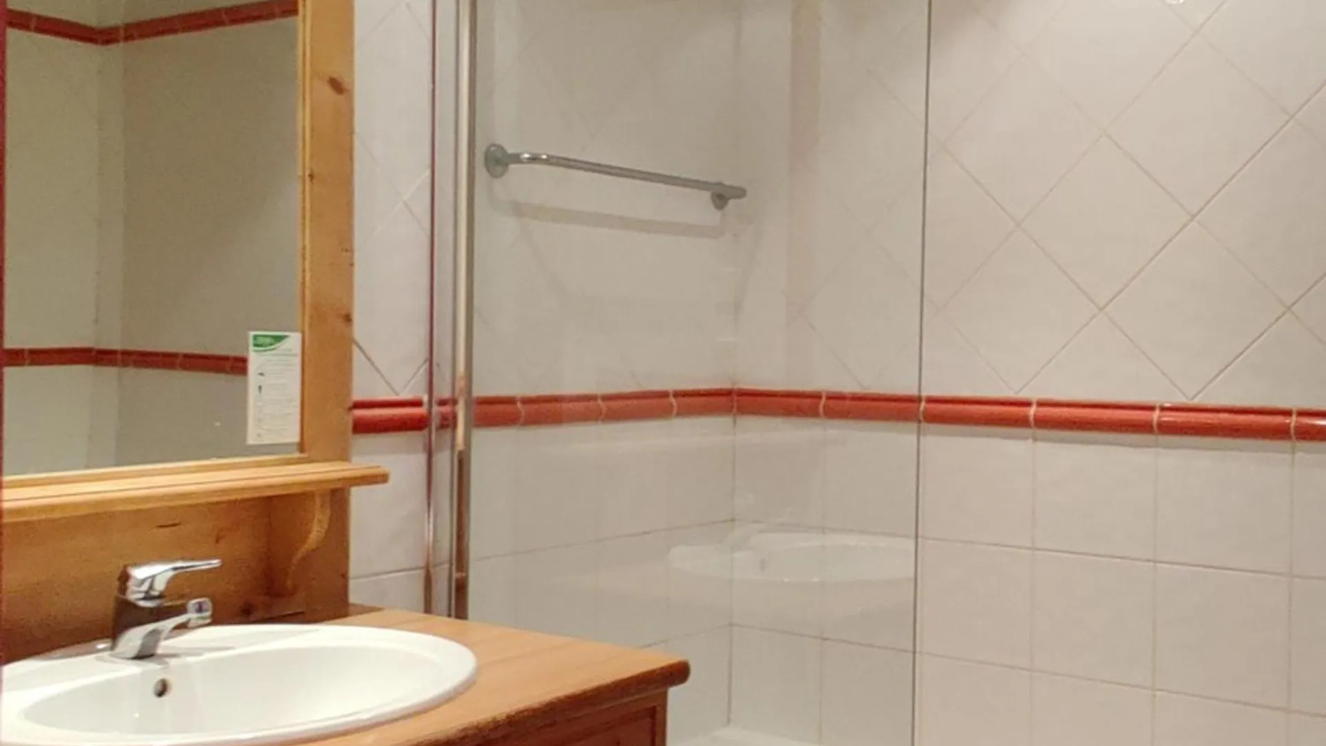 Appartement 3 Pieces 8 Pers Avec Balcon - Residence Les Chalets De Praroustan A Pra Loup 1500 - Fr-1-504-189 Uvernet 0*,