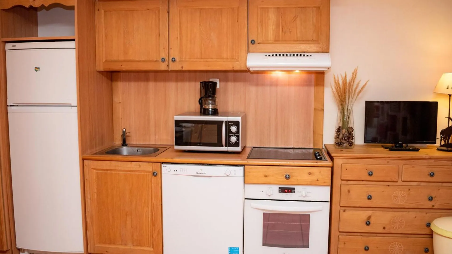 Appartement 3 Pieces 8 Pers Avec Balcon - Residence Les Chalets De Praroustan A Pra Loup 1500 - Fr-1-504-189 Uvernet